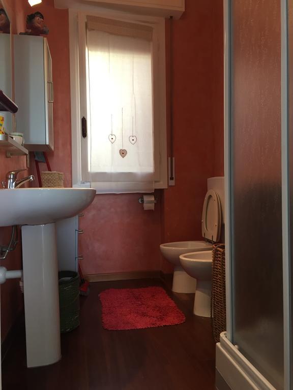 Vacanze A Finale Ligure Værelse billede